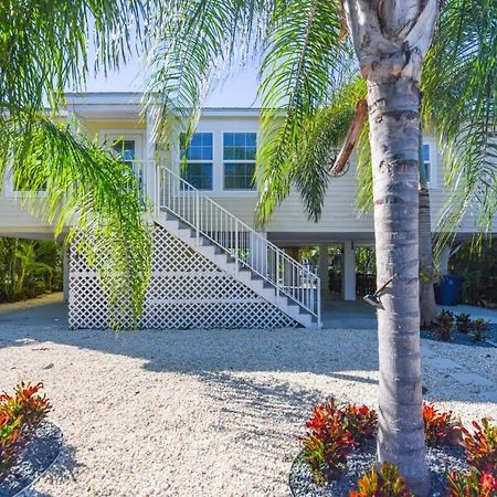 Loggerhead Lagoon - Modern Waterfront Home Pirates Cove Екстер'єр фото